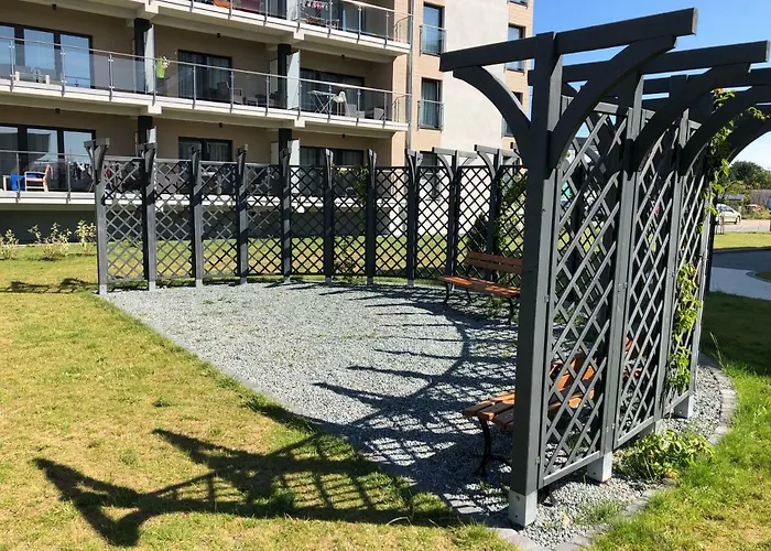 Piec Morz Basen&spa Lägenhet *